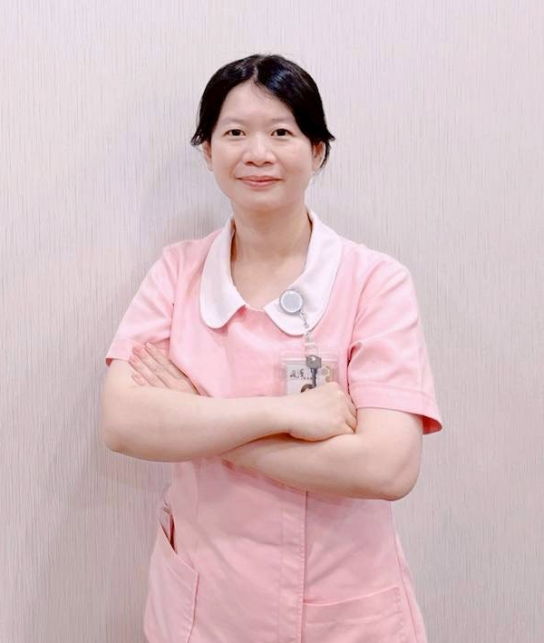 王宥欣護理師形象照