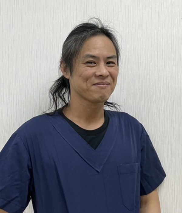 龜山康澤-彭寬嘉-語言治療師-1 彭寬嘉語言治療師個人形象照